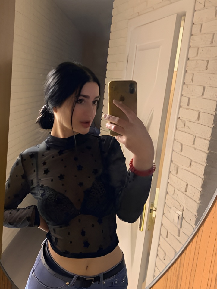 Василиса привлекальеная девушка из Малоярославца цена от 10000 руб