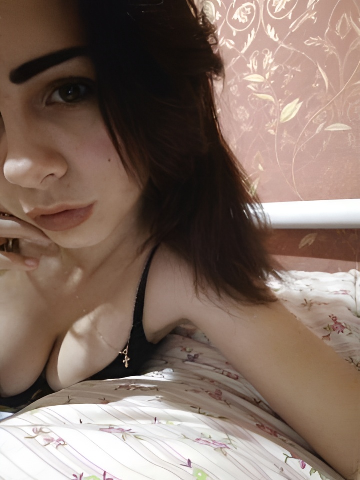 Юлия привлекальеная девушка из Малоярославца цена от 4000 руб