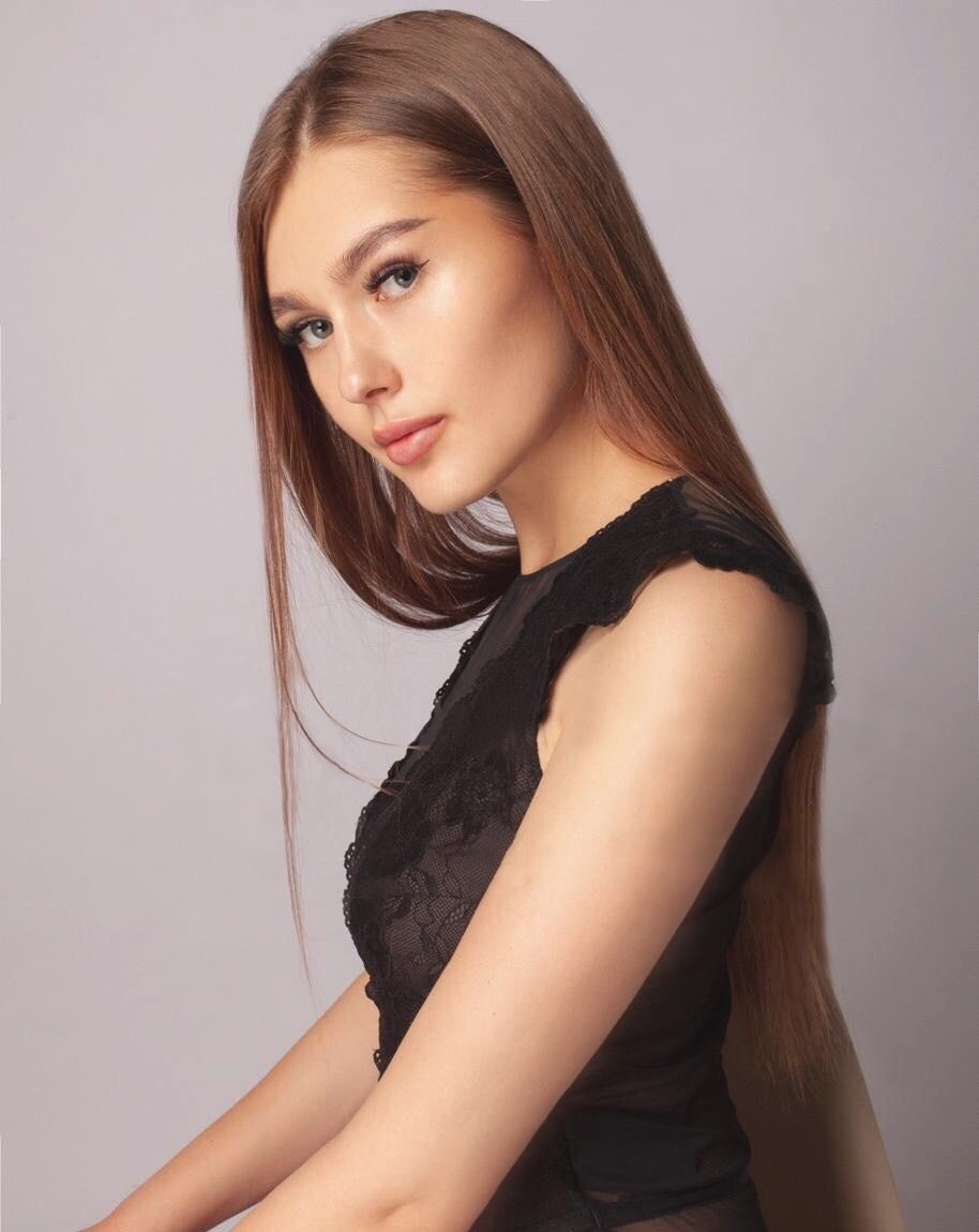 Аня привлекальеная девушка из Малоярославца цена от 3500 руб