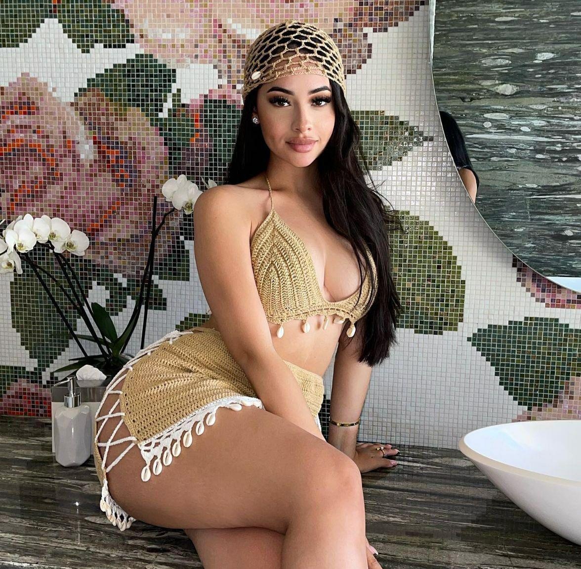 Олеся привлекальеная девушка из Малоярославца цена от 6000 руб