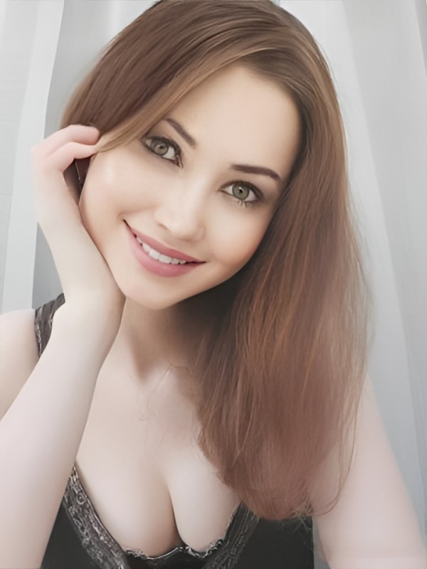 Каролина привлекательная девушка из Малоярославца цена от 10000 руб