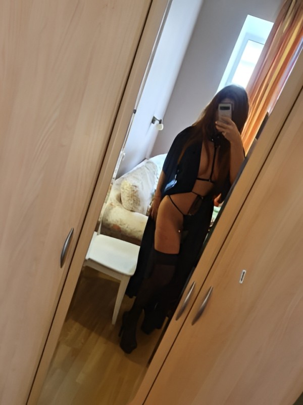 Лина привлекательная девушка из Малоярославца цена от 1500 руб