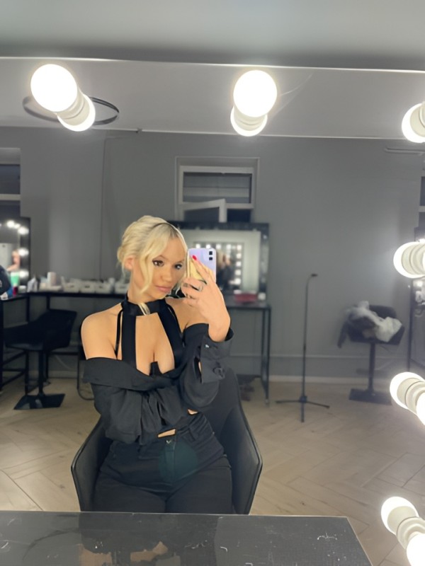 Рада привлекательная девушка из Малоярославца цена от 4000 руб