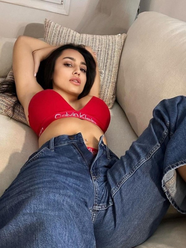 Лада привлекательная девушка из Малоярославца цена от 4000 руб